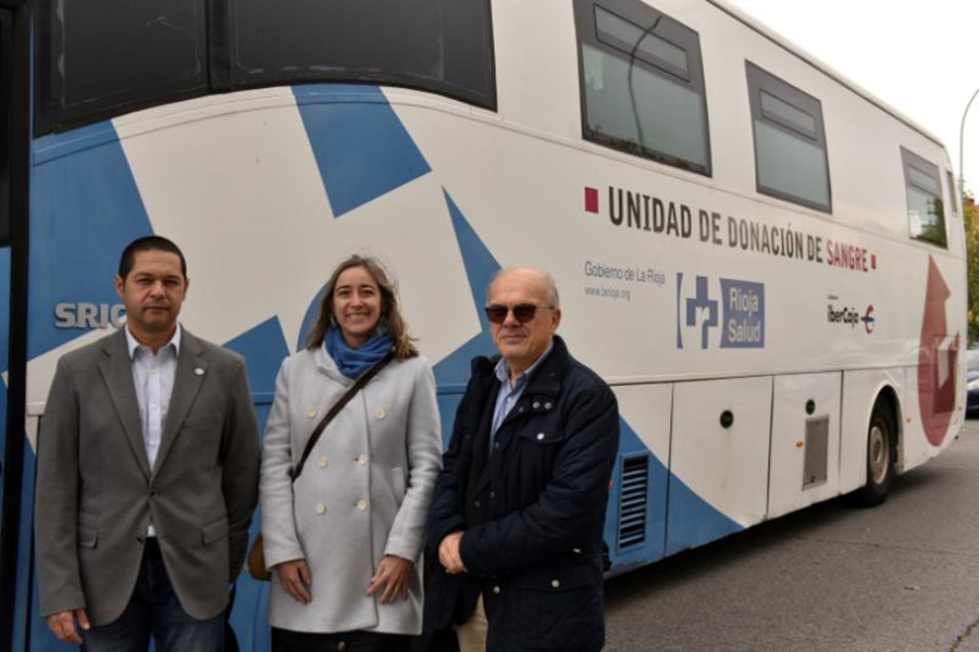 Salud y la Universidad de La Rioja promueven la donación de sangre entre el alumnado universitario con la campaña 'No todos los héroes llevan capa'